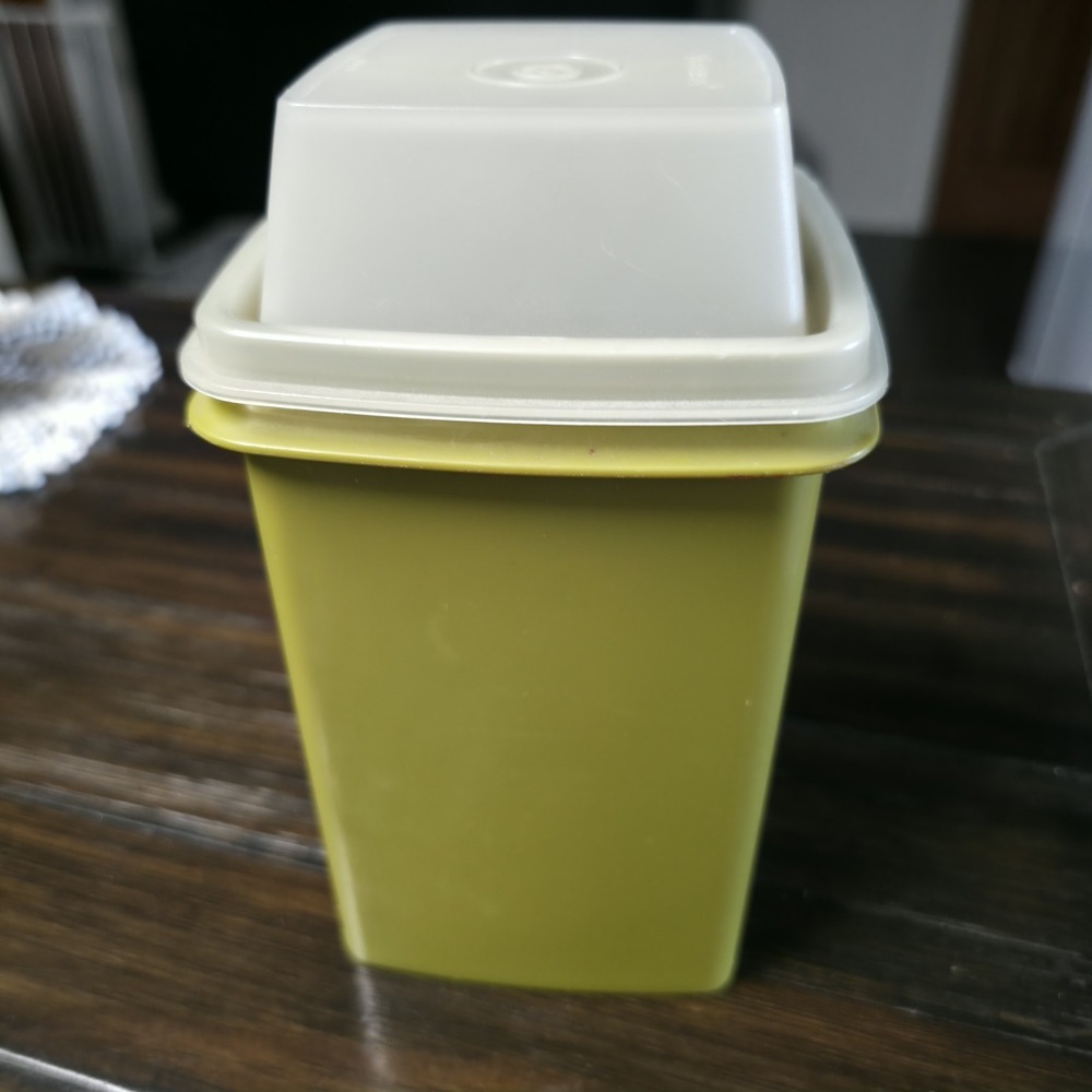 Vintage Tupperware Pick A Deli Pickle Keeper Avocado Green 1330 Lid Container